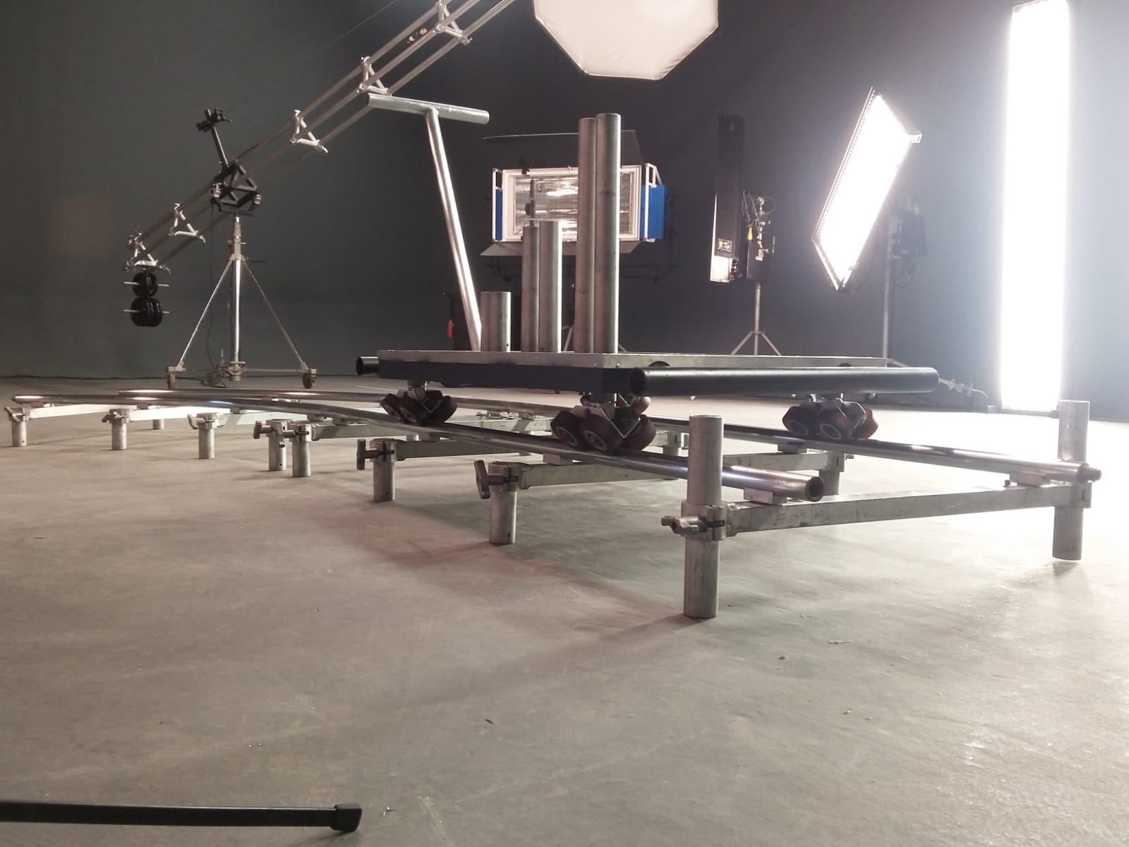 TRAVELLING - FOTO.jpg